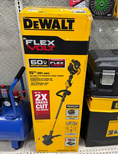 DeWalt Grass Trimmer