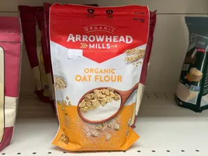 Organic oat flour from Arrowhead Mills.