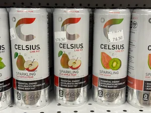 Sparkling, fuji apple pear-flavoured energy drink with taurine, green tea extract, caffeine and more.